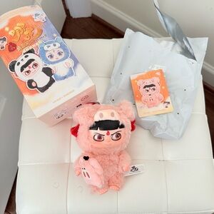 Pop Mart original  Pink Piggy Plush Toy